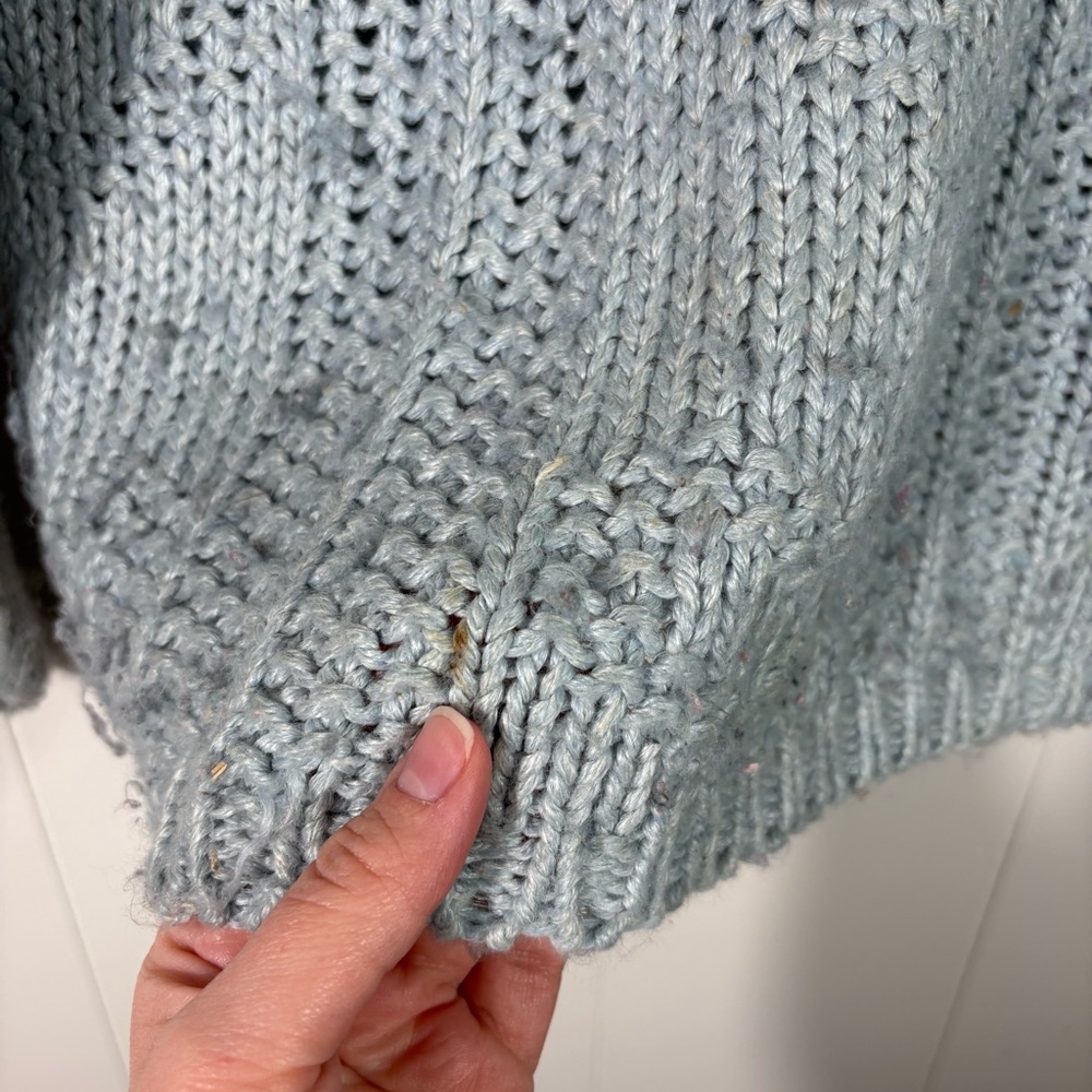 Vintage 80s Knitted By Hand Allison Brittney Blue Heart Design Fringe Sweater S - Picture 7 of 8